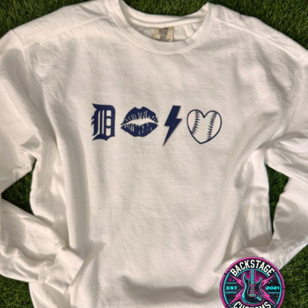 🐅CLOSE OUT |  Detroit Tigers Comfort Colors Sweatshirt